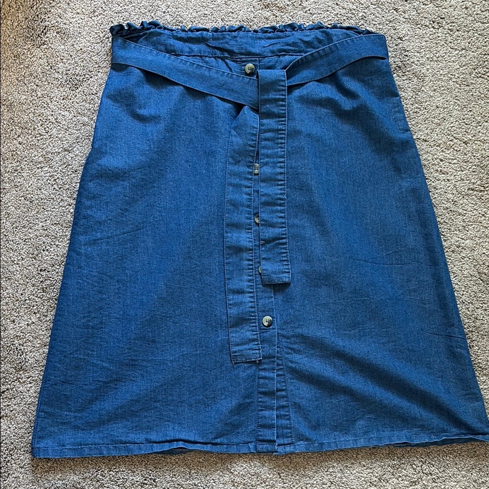 Elegant Blue A-Line Chambray Denim Skirt